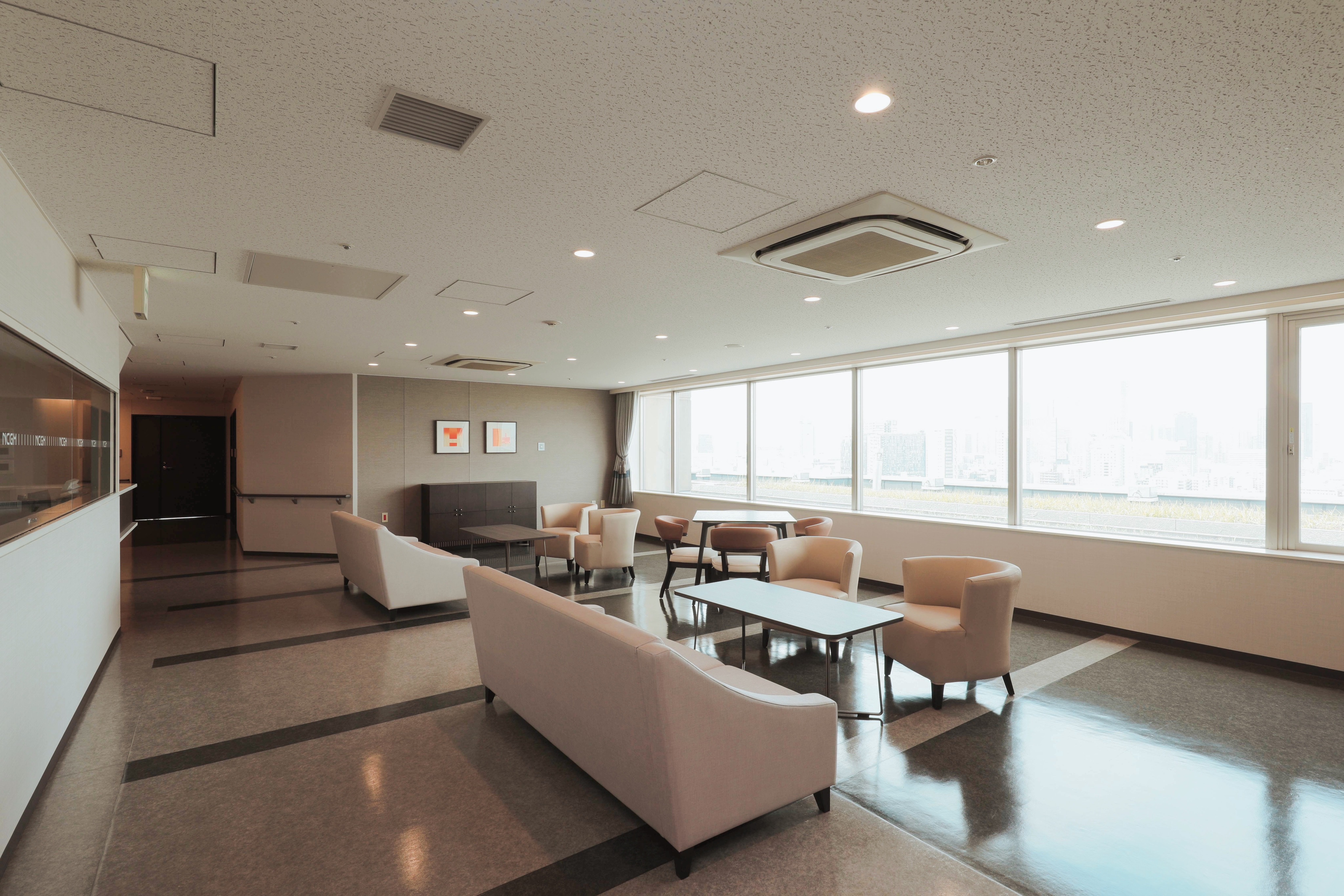 16階　ロビー写真