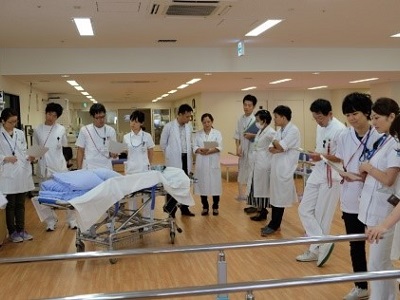 リハビリ室での急変時対応訓練見学